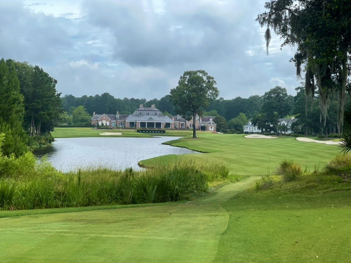 Berkeley Hall Golf Club golf course