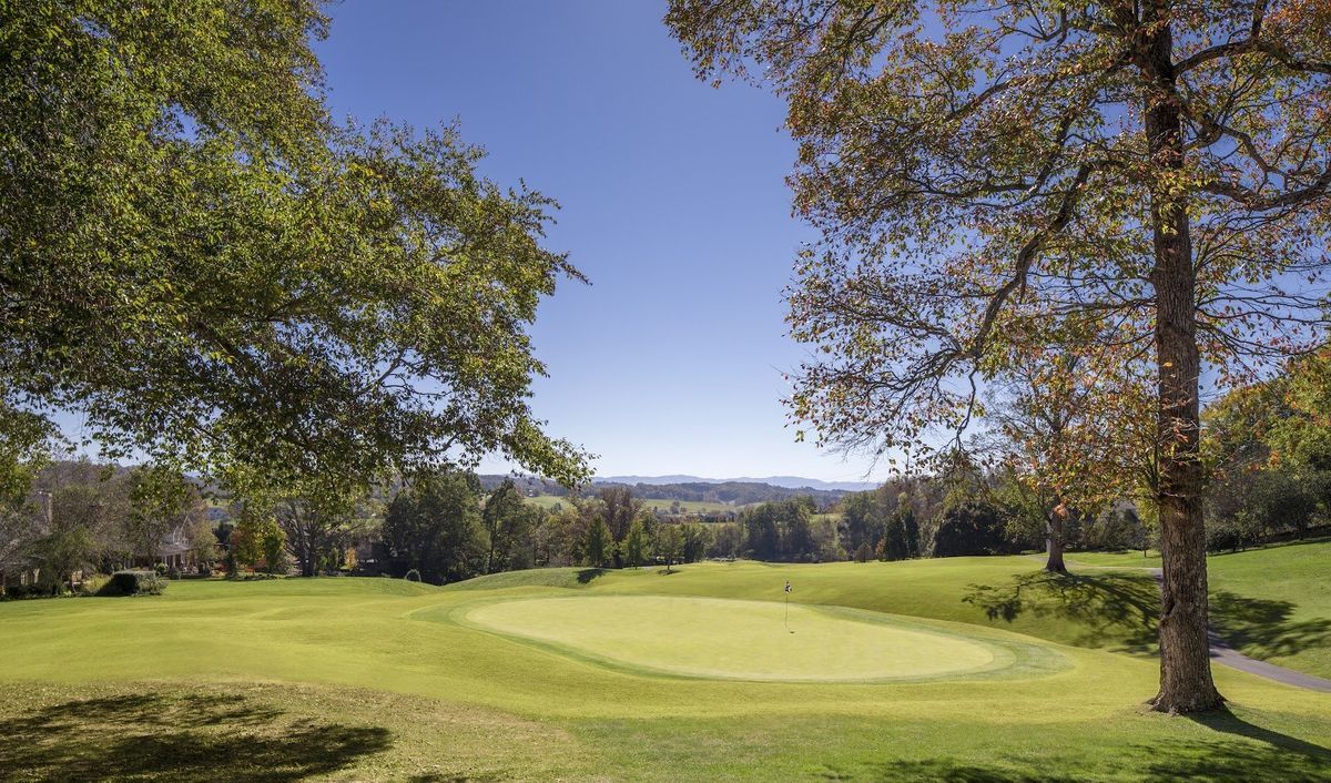 Blackthorn Club at The Ridges golf course
