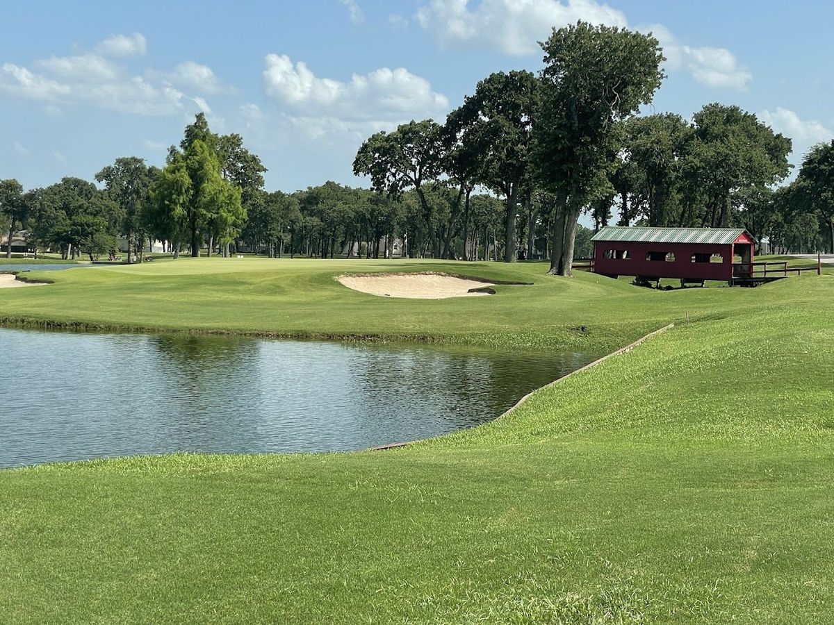Cedar Creek Country Club golf course