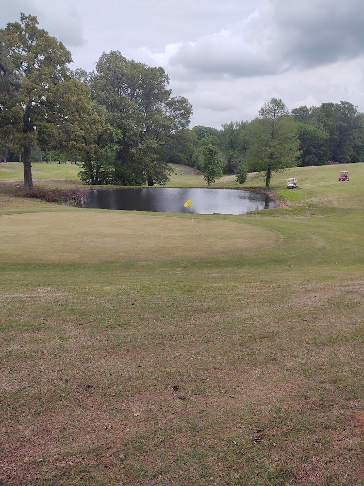 Forrest City Country Club golf course