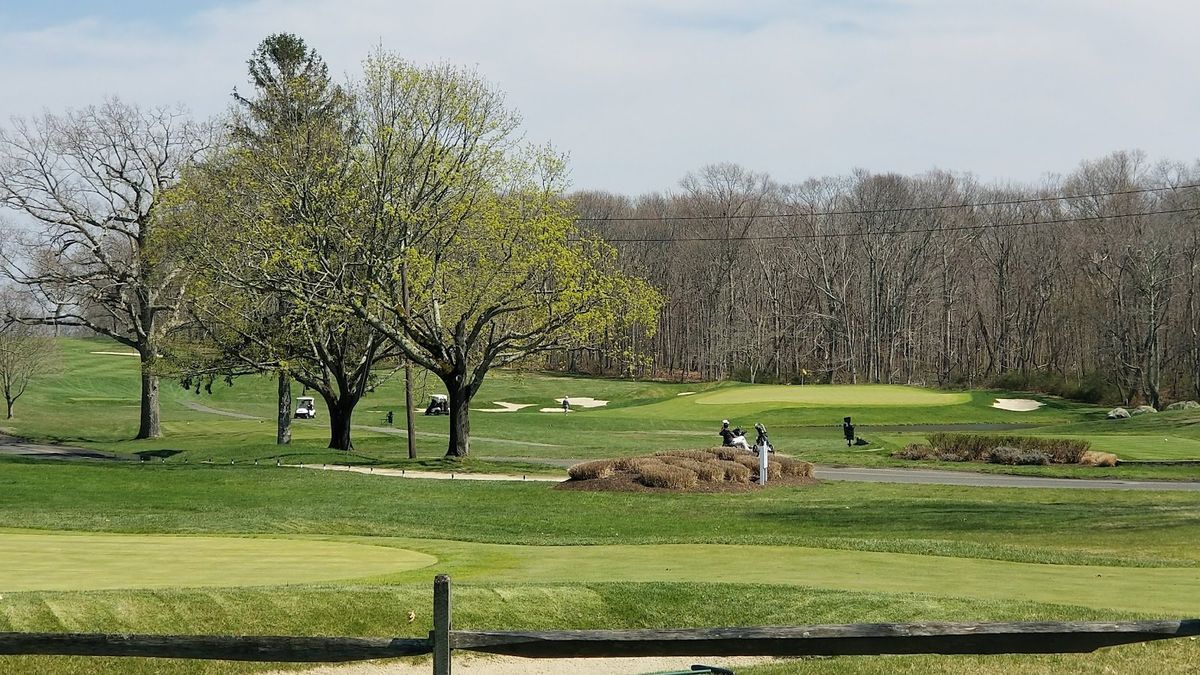 Gardiner's Bay Country Club golf course