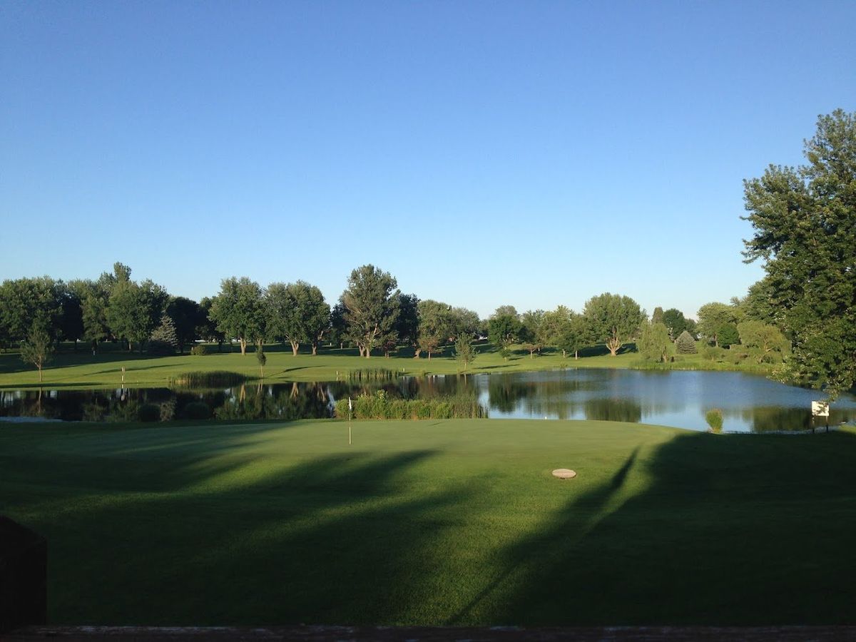 Holstein Country Club golf course