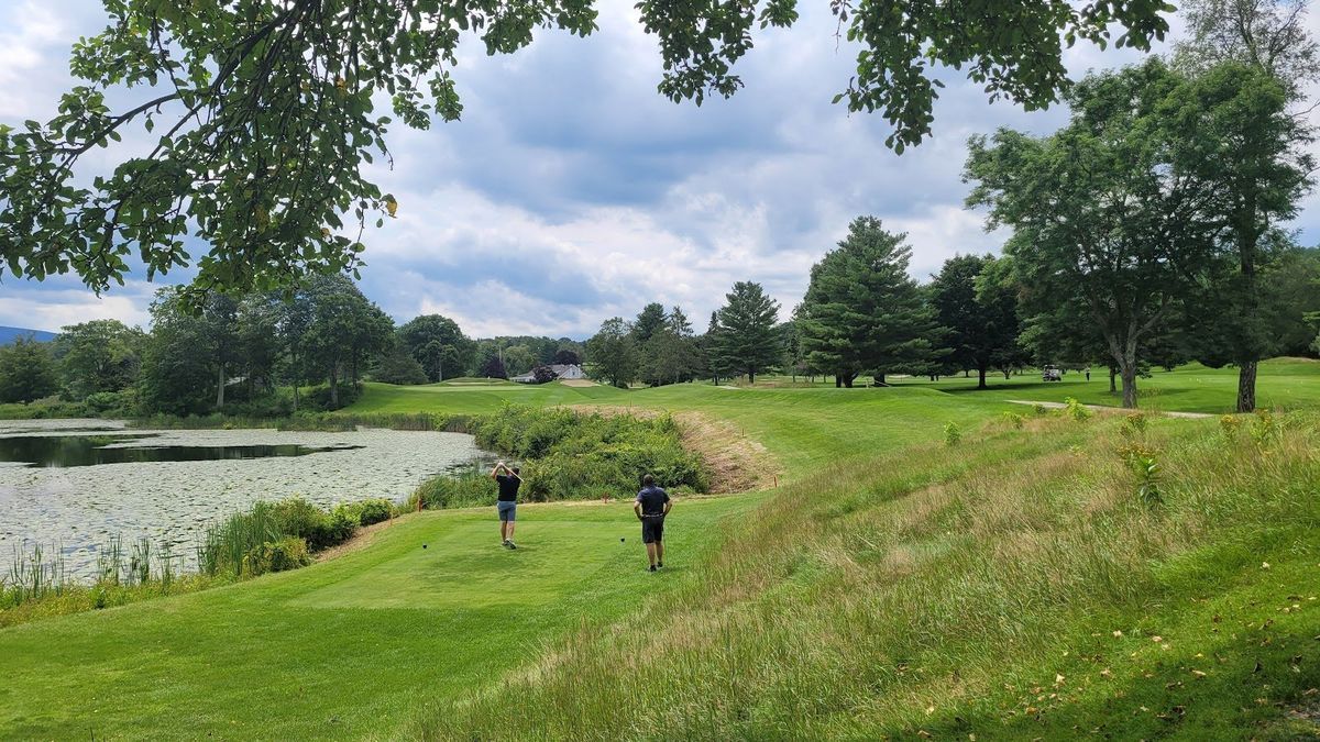 Manchester Country Club golf course