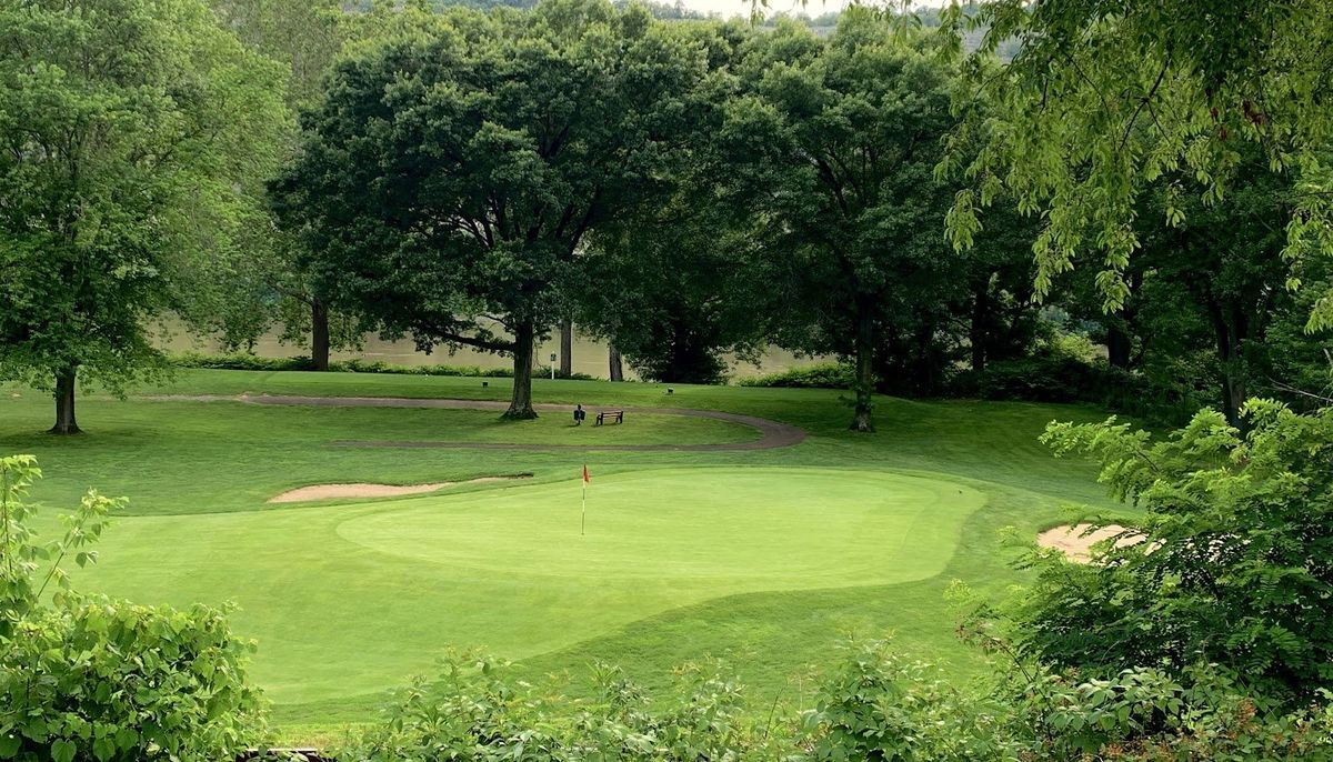 Moundsville Country Club golf course