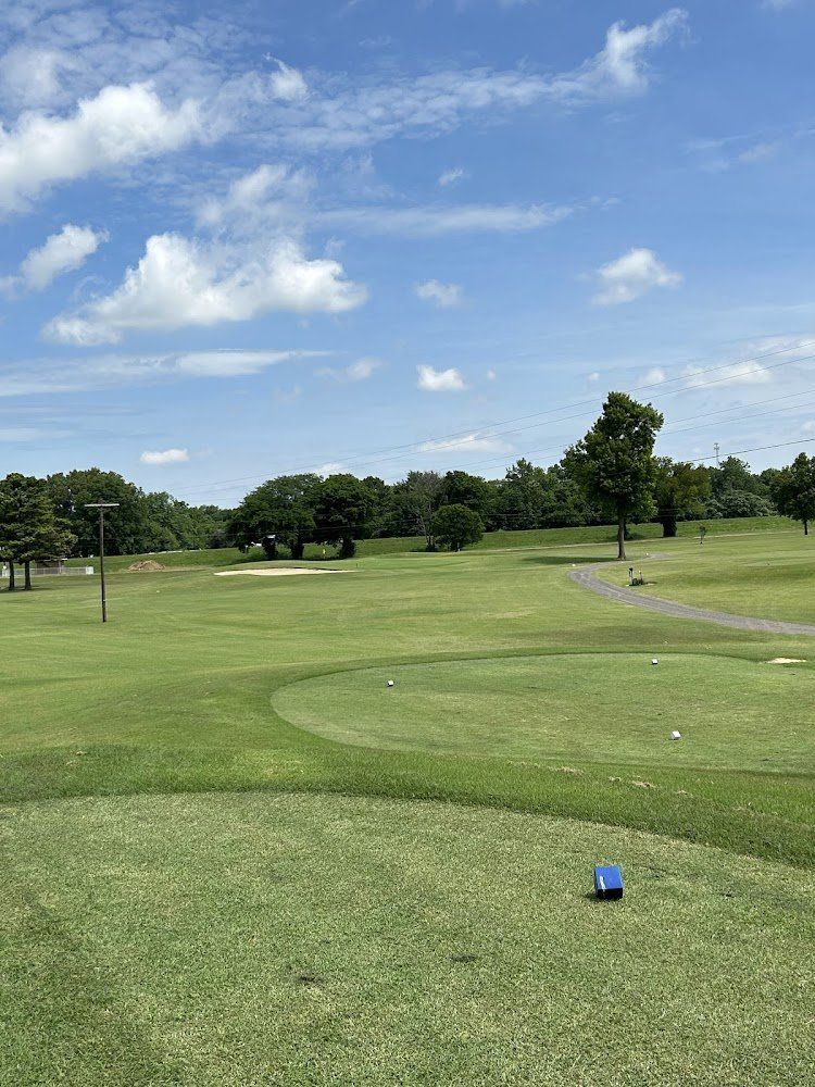 Newport Country Club golf course