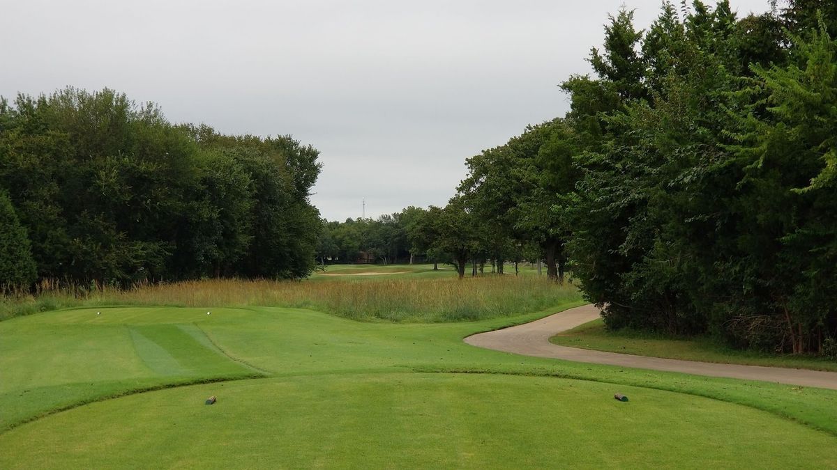 Oak Tree National golf course