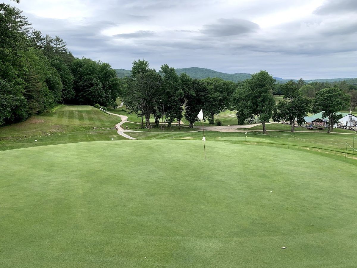 Oakdale Country Club golf course