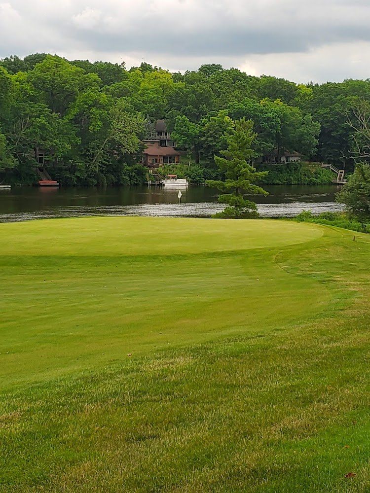 Orchard Hills Country Club golf course