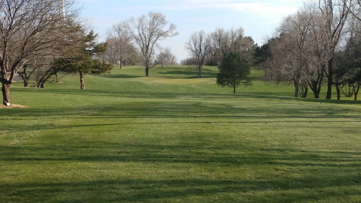 Pine Lake Golf & golf course