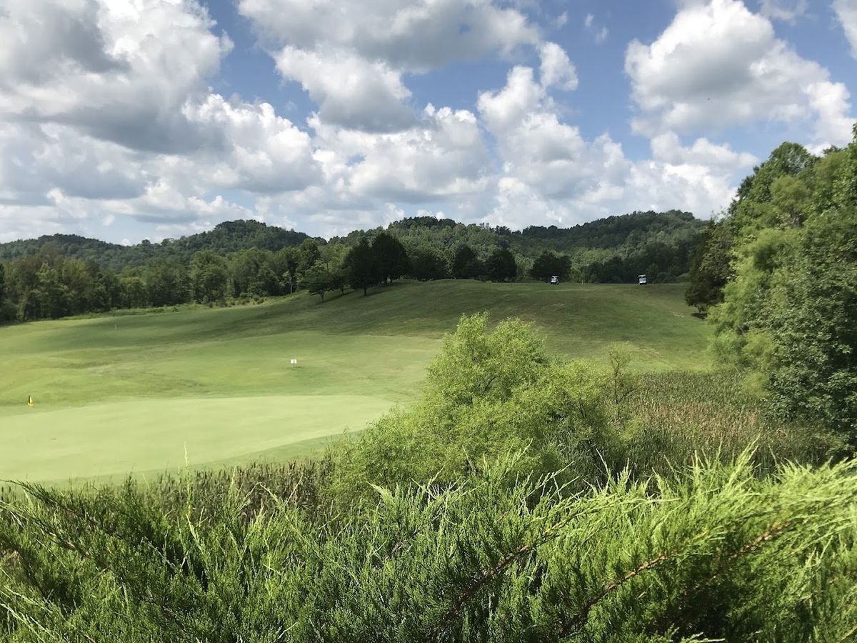 Sag Hollow Golf Course golf course