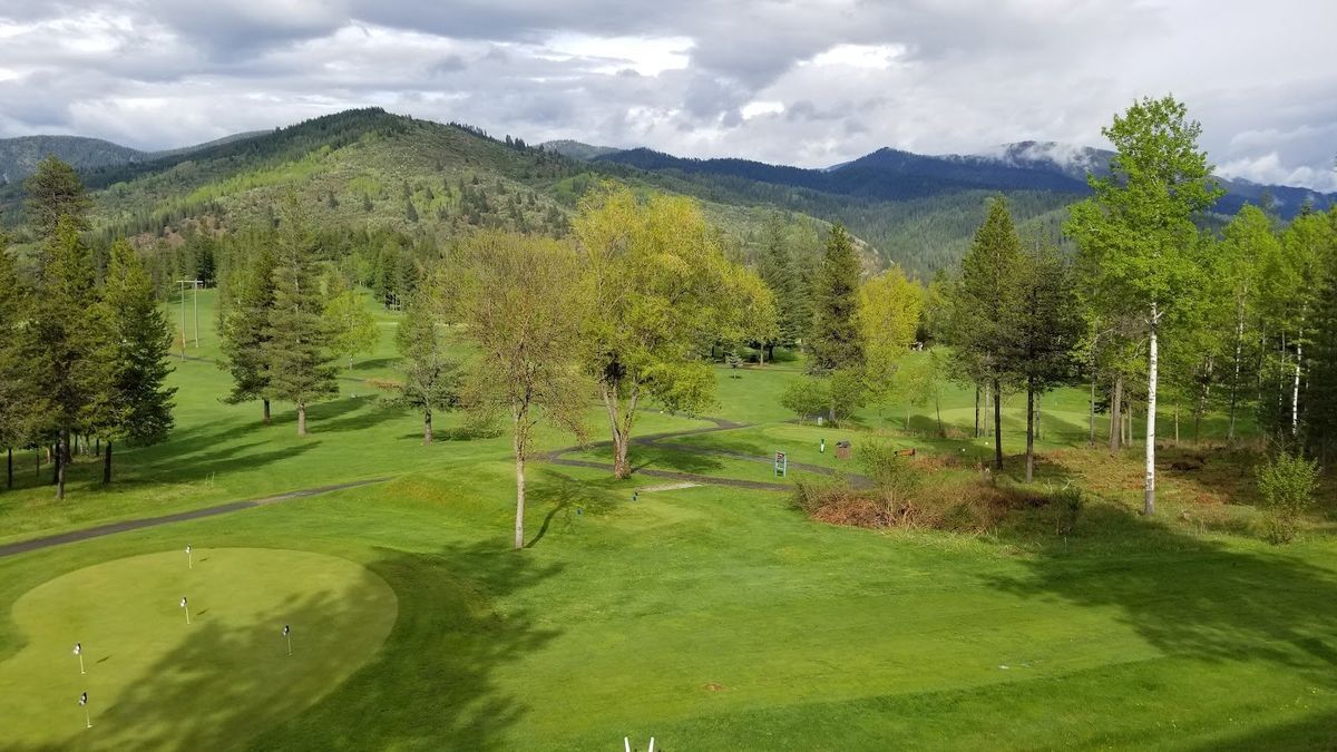 Shoshone Golf Club golf course
