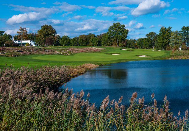 Siwanoy Country Club golf course