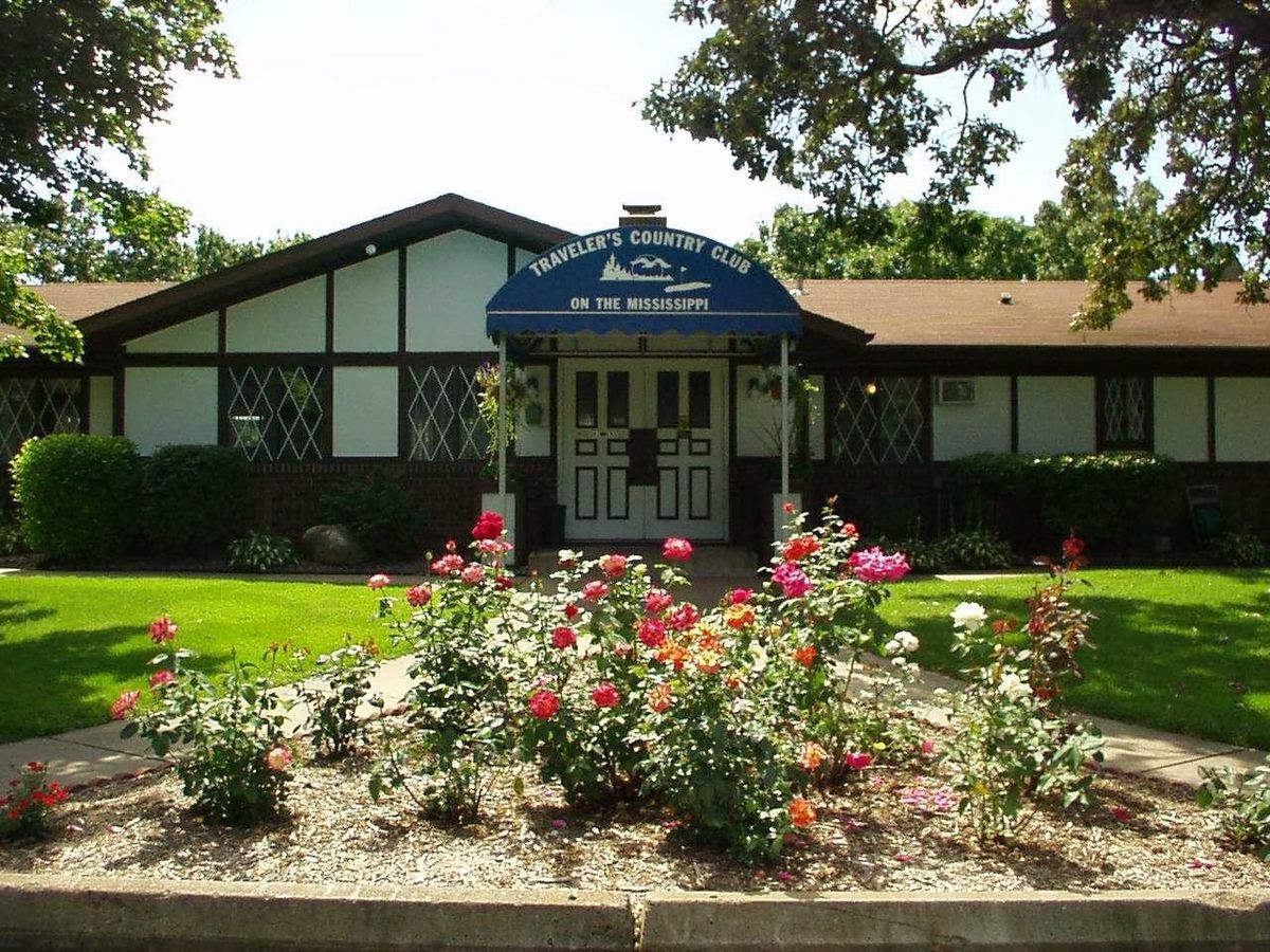 Travelers Country Club on the Mississippi golf course