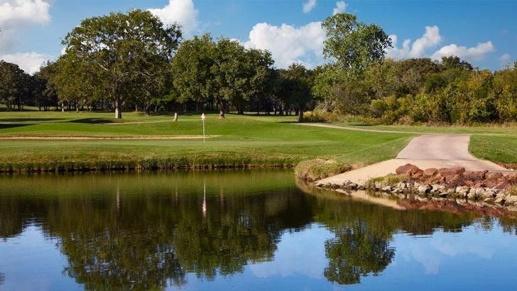Trophy Club Country Club golf course