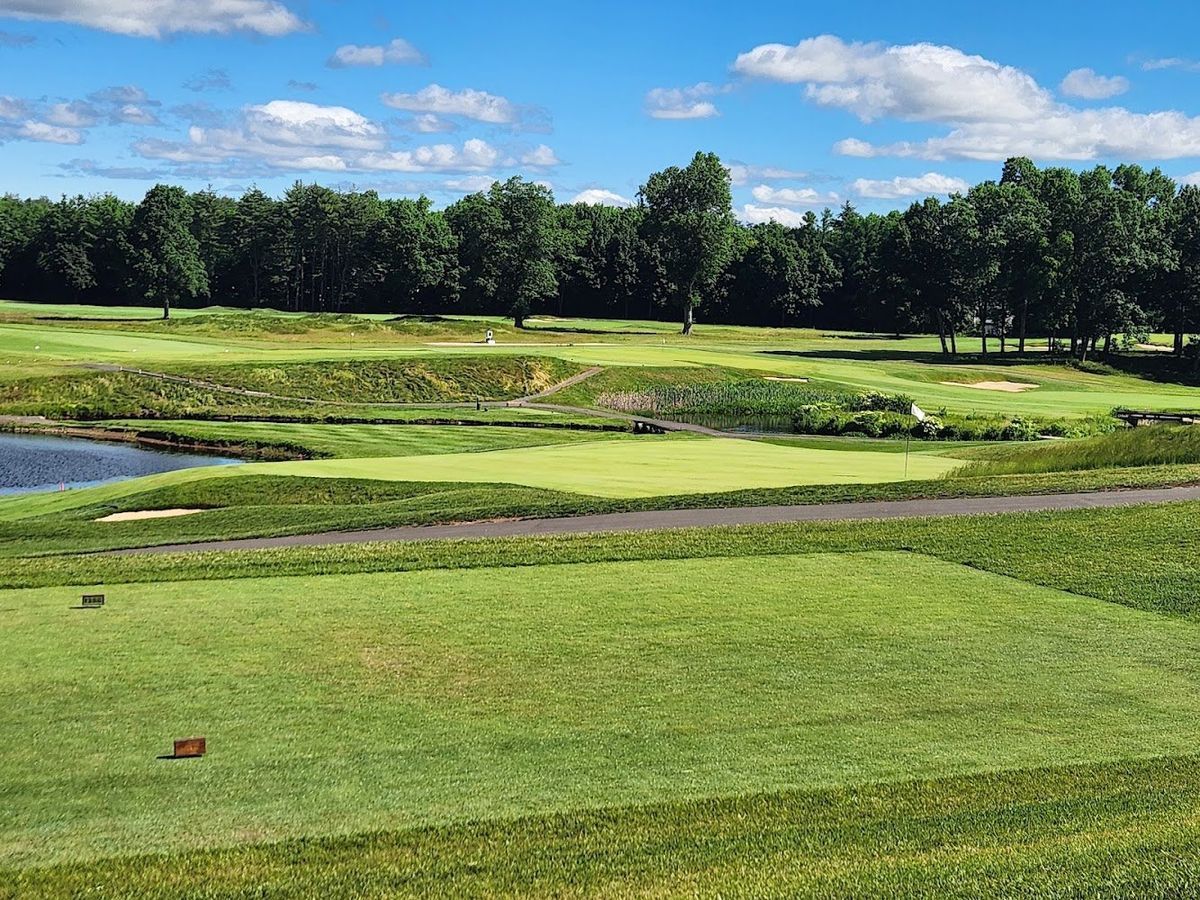 Wampanoag Country Club golf course