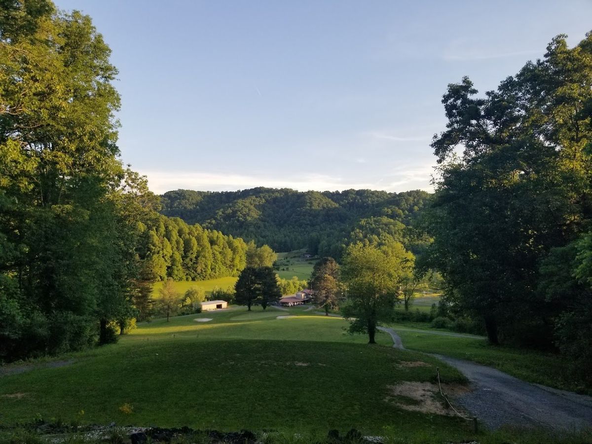 Willowbrook Country Club golf course